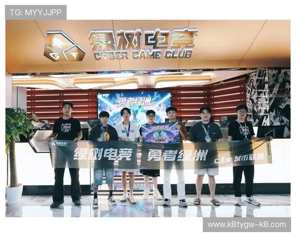 通过PA战队官网了解各类战队周边产品与粉丝互动活动信息